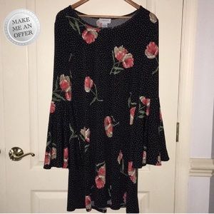 Printed Flow Dress with Sliced Bell Sleeves